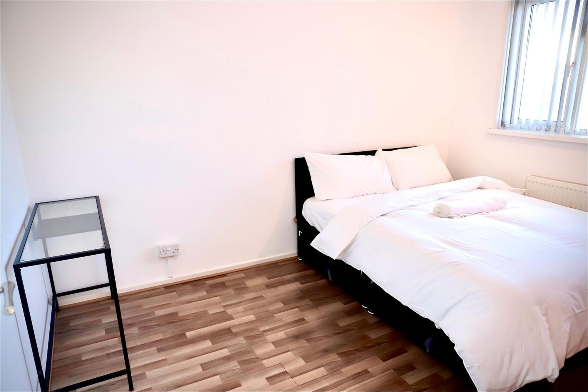 Maitland Luxury 2 Bedroom Greenwich With Good Living Space Sleeps 5 Guest- 1 Minute From Greenwich Dlr Station Londra