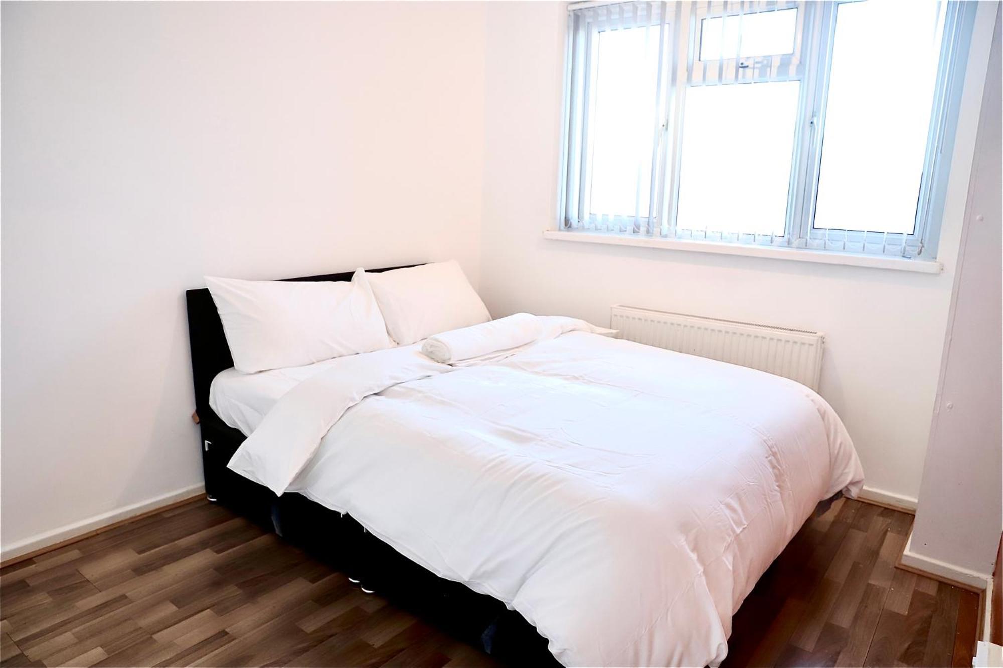 Maitland Luxury 2 Bedroom Greenwich With Good Living Space Sleeps 5 Guest- 1 Minute From Greenwich Dlr Station * Londra